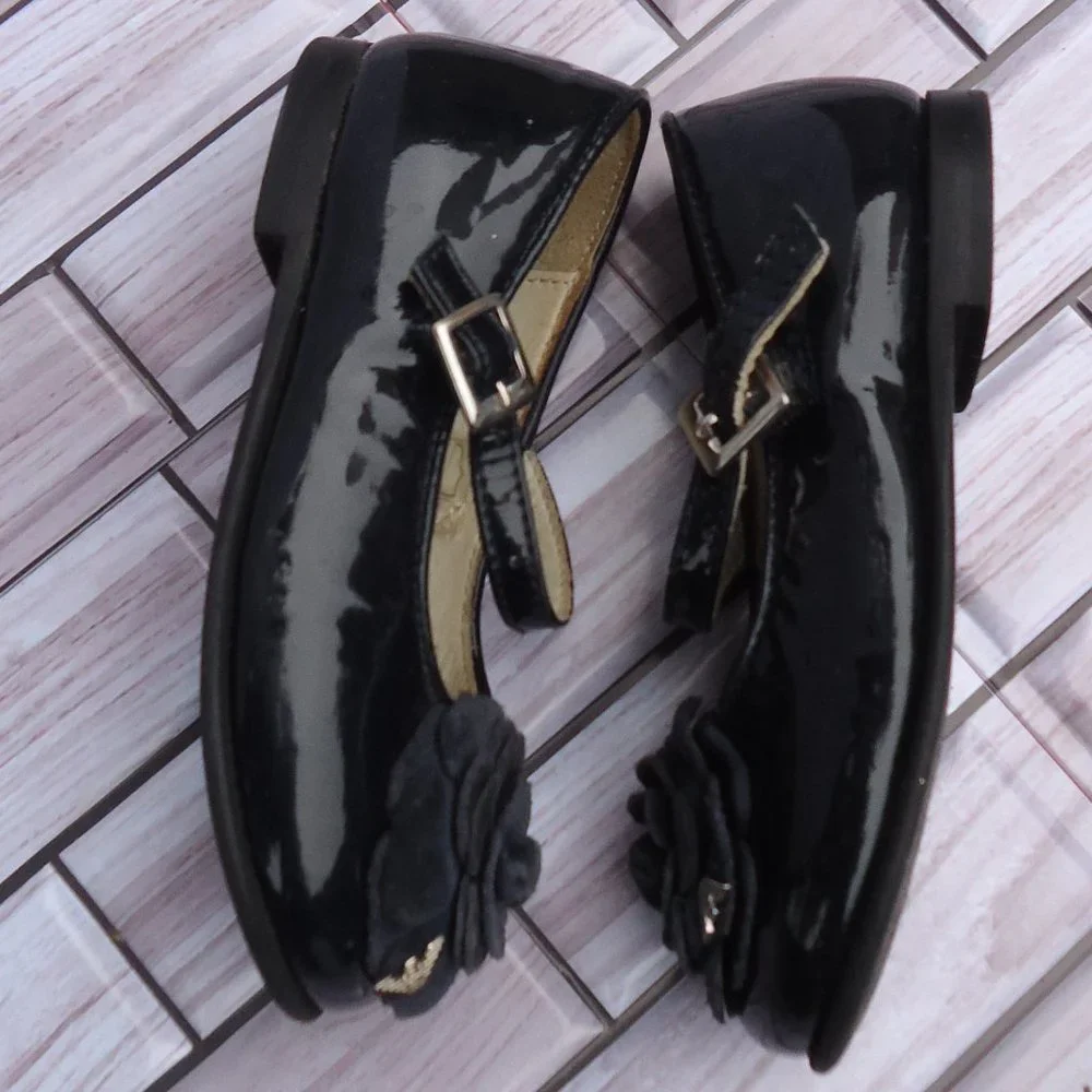 SIZE 24. Armani baby Mary Janes navy patent leather shoes.
